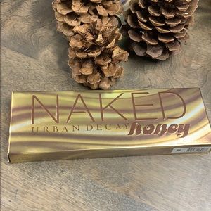 🐼Brand New Honey 🍯 Urban Decay🐼